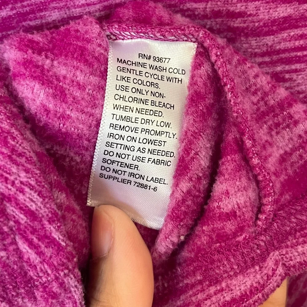 St John’s Bay Large Purple Activewear Shirt - Picture 4 of 6